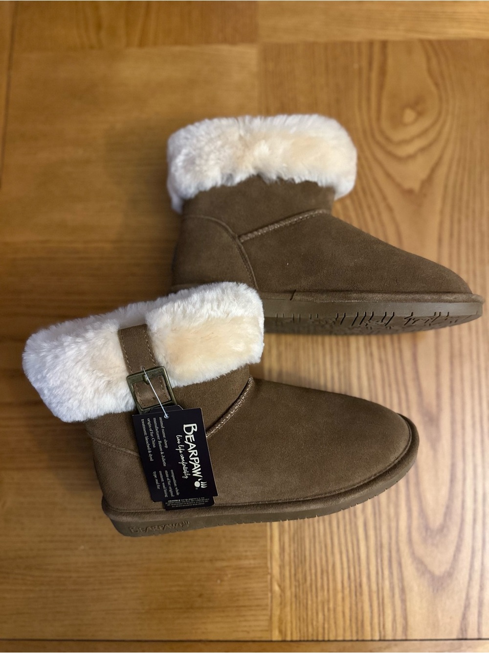 NWT BEARPAW Boots BROWN Real Fur Size 8 NO BOX